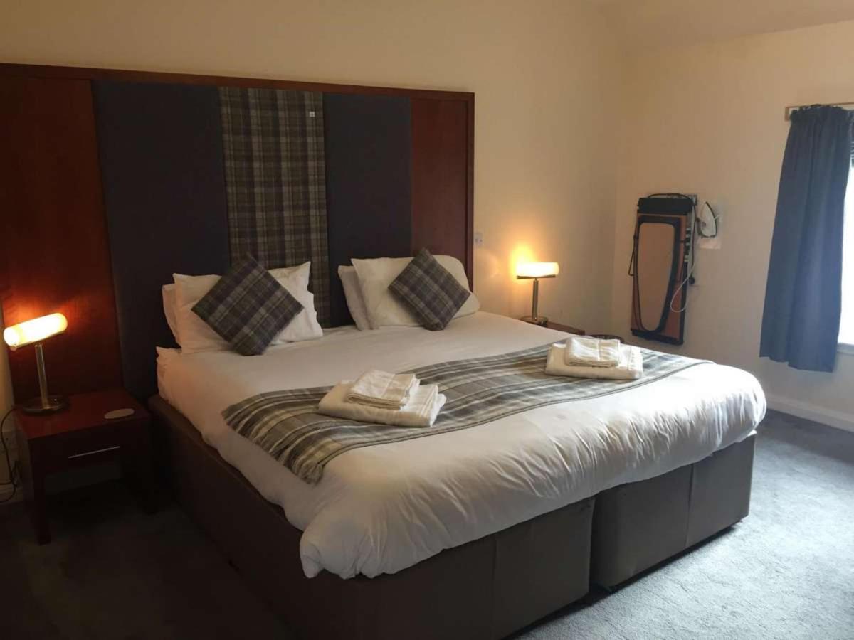 Polochar Inn Lochboisdale Extérieur photo